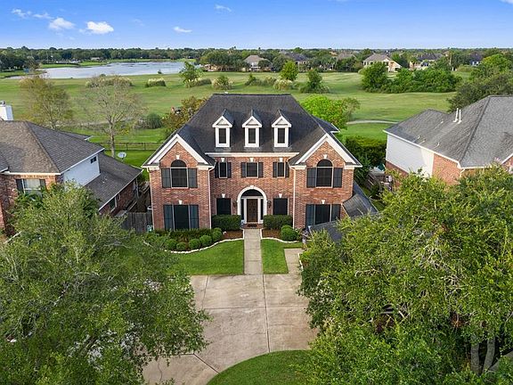 4th image of 3507 Pickering Ln