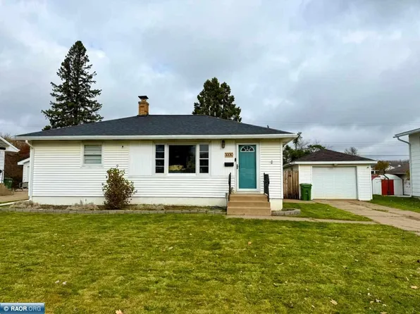 3330 Outer Dr, Hibbing, MN 55746
