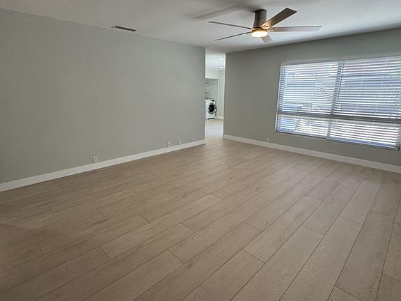 2nd image of 10541 Caminito Baywood
