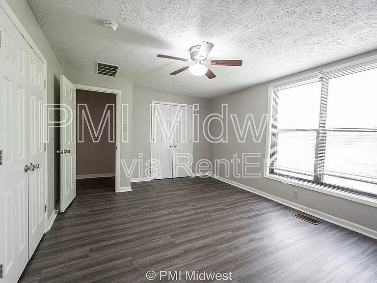 3736 N Meridian St — Photo 15