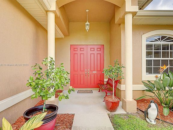 2nd image of 2341 SW Abalon Cir