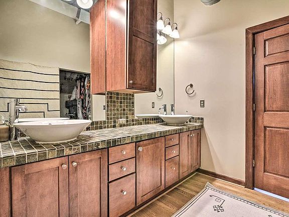 4th image of 1395 Antietam Ave APT 37