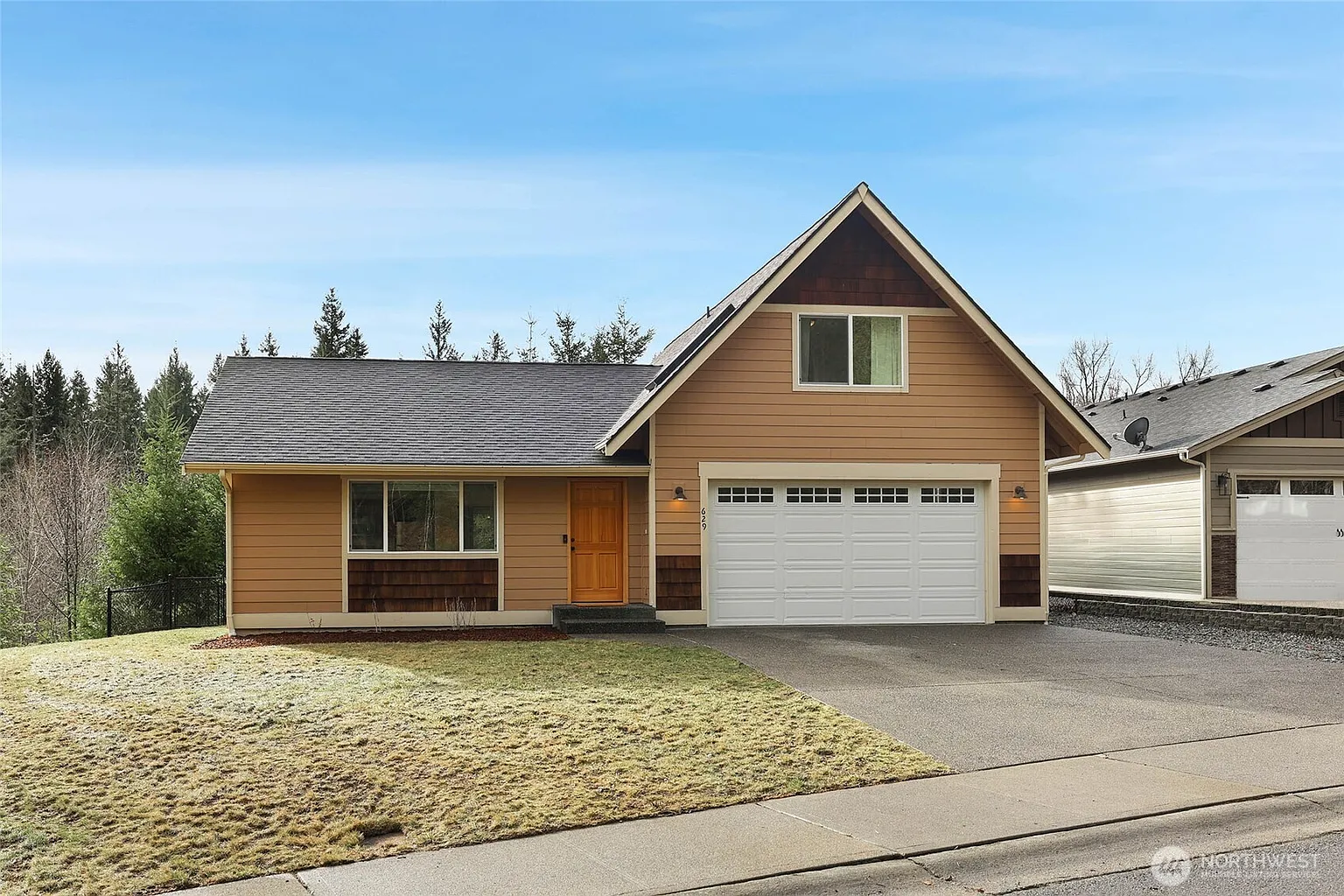 629 Joy Street photo 1