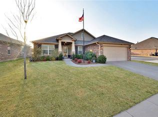 509 Hutton Rd, Yukon, OK 73099