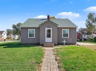 201 7th Ave, Sully, IA 50251