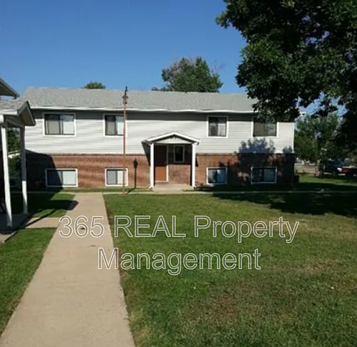 204 14th St #B Photo 1 204 14th St #B Photo 1
