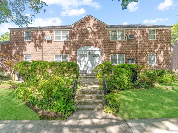 251-75 61st Avenue #2-701, Little Neck, NY 11362