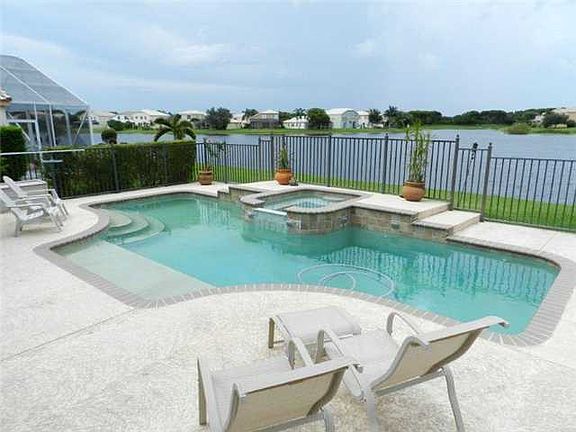 Home For Sale In Smith Farm