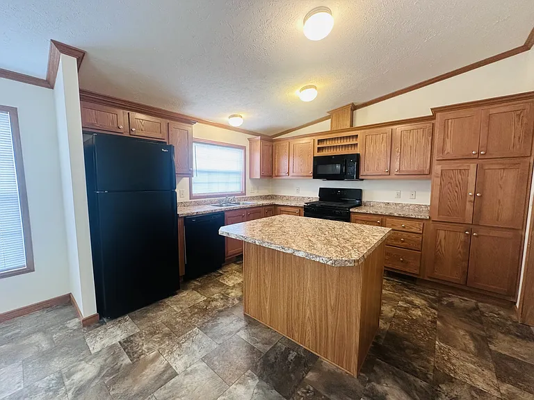 9800 Bloomsbury Cir — Photo 19