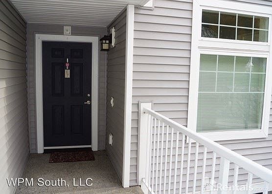 2nd image of 21077 40th Pl S Unit E7