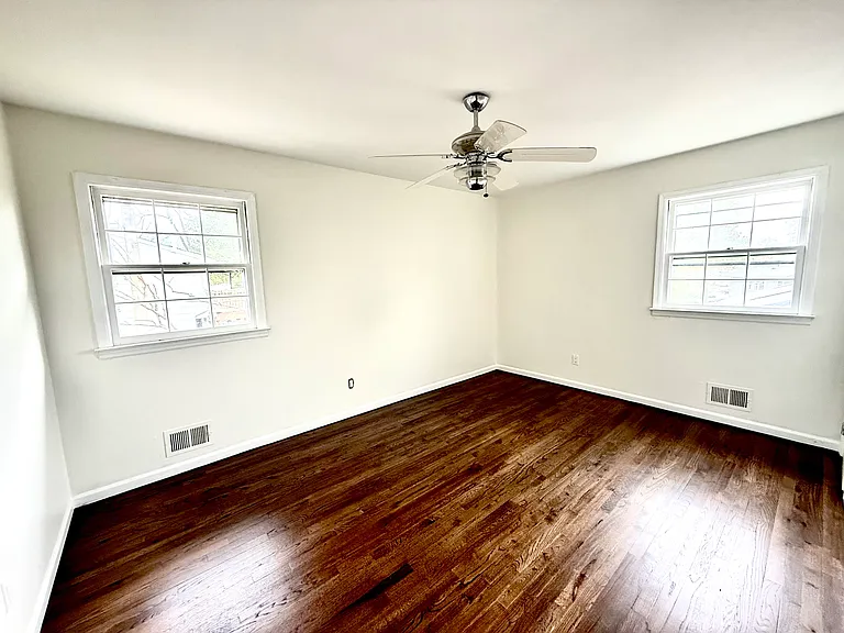 13 Poplar Pl — Photo 9