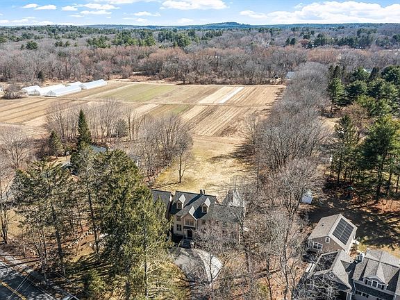 2nd image of 521 Barretts Mill Rd