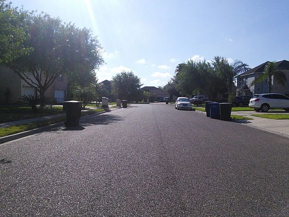 4th image of 3300 Ozark Ave