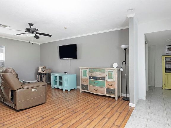 5th image of 397 36TH STREET SE