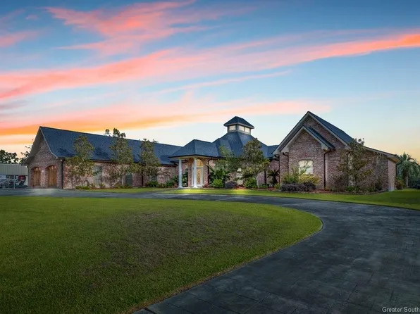 1131 Baker Rd, Westlake, LA 70669