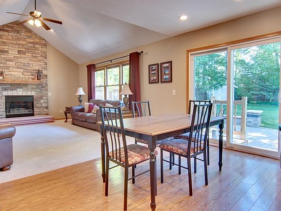 5th image of 4775 Gateway Dr