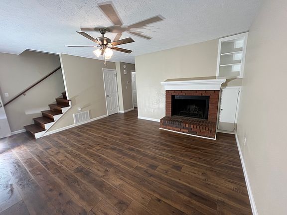 2nd image of 175 Highland Park Dr