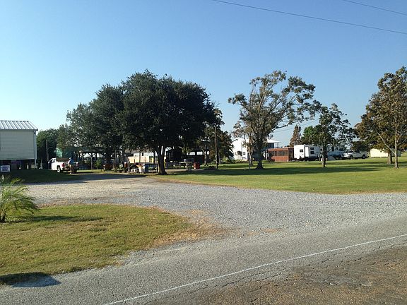 3rd image of 130 Gulfway Dr