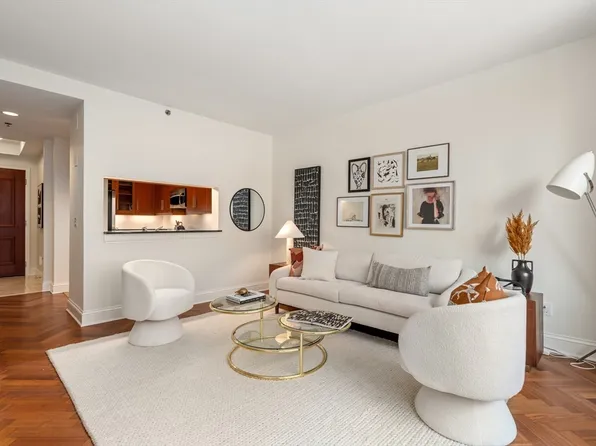 1 Charles St S Unit 605, Boston, MA 02116