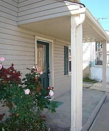3rd image of 612 Water St