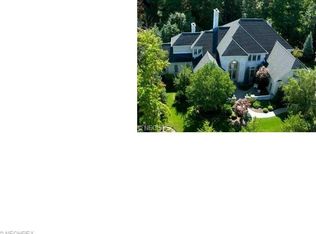 1222 Homestead Creek Dr, Broadview Heights, OH