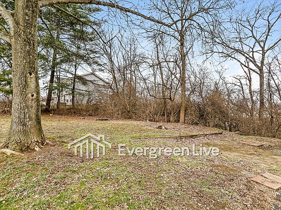3rd image of 9269 Burgess Dr