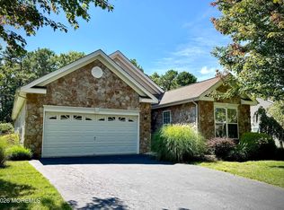 105 Golf View Dr, Little Egg Harbor, NJ 08087