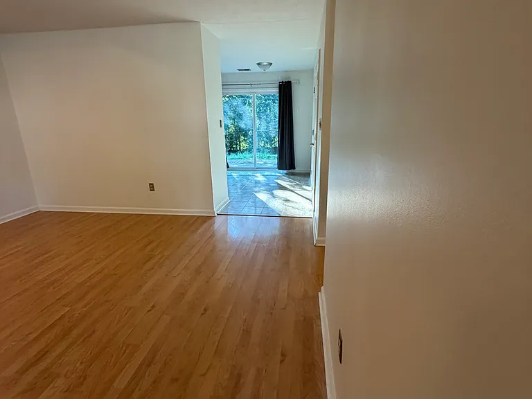 3828 McGarry Dr — Photo 9