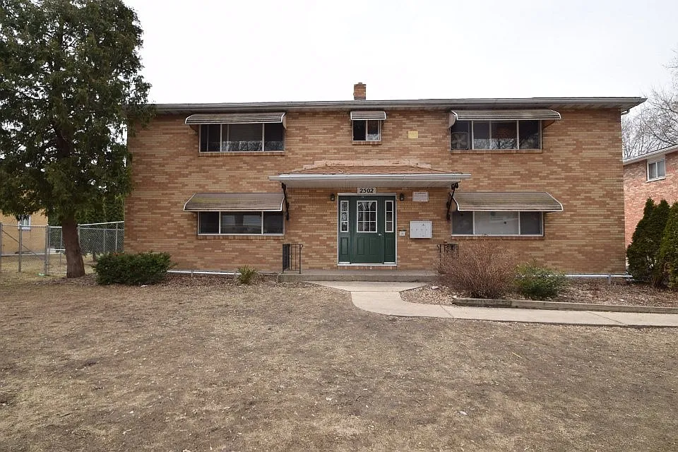 Building Photo - 2502 Brentwood Pkwy