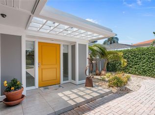 454 N Washington Dr, Sarasota, FL 34236
