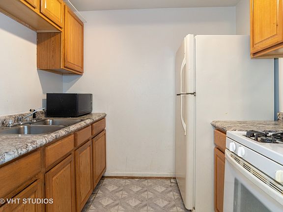 4th image of 610 Mesa Dr #14207