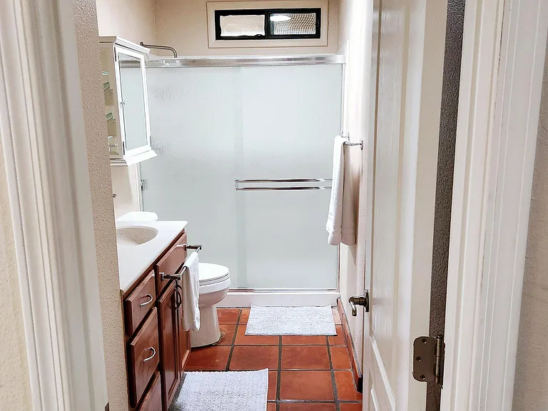 1028 E Hermosa Dr — Photo 22
