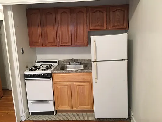 Rented by The MJS Group NY LLC | media 31