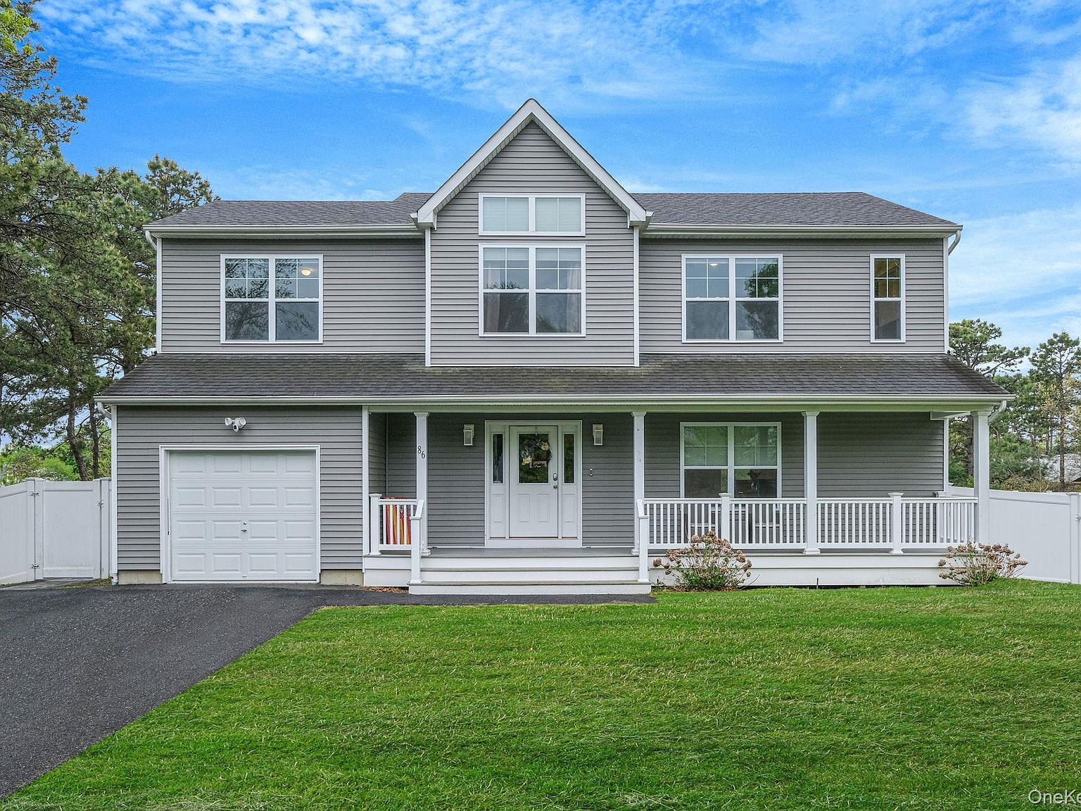 86 Country Road, Medford, NY 11763 | Zillow