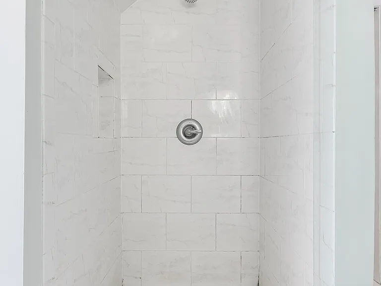1000 Pepper Ave — Photo 28