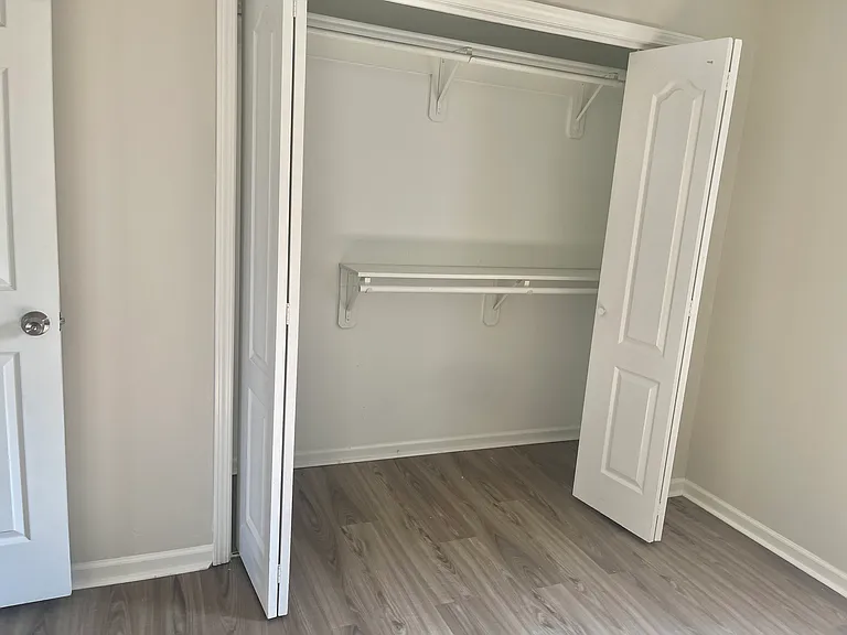 1704 NE Whitestone Dr — Photo 14
