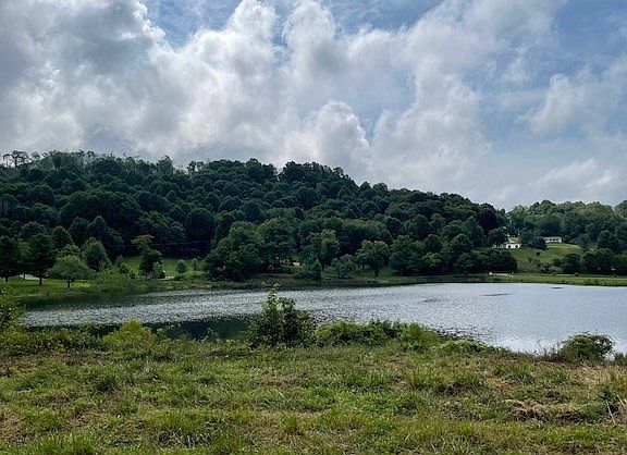 4th image of Tbd Hidden Valley Rd