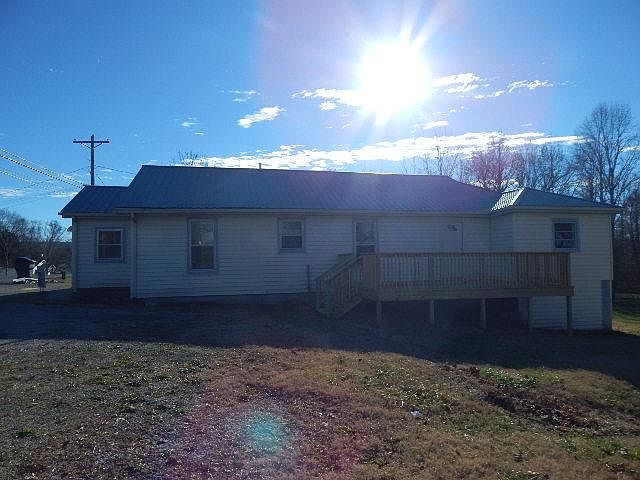 1st image of 207 Mullican St