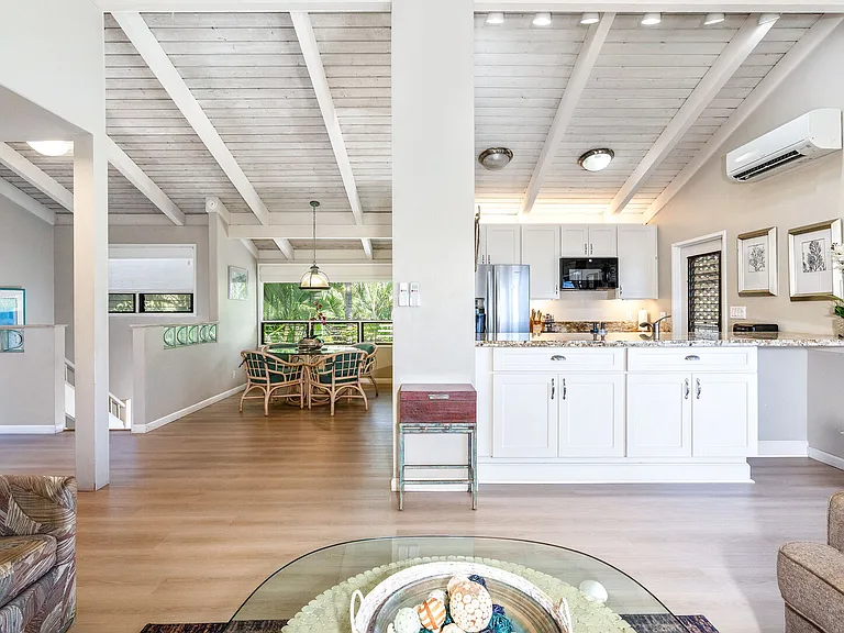 Wailea Ekolu Pl — Photo 12