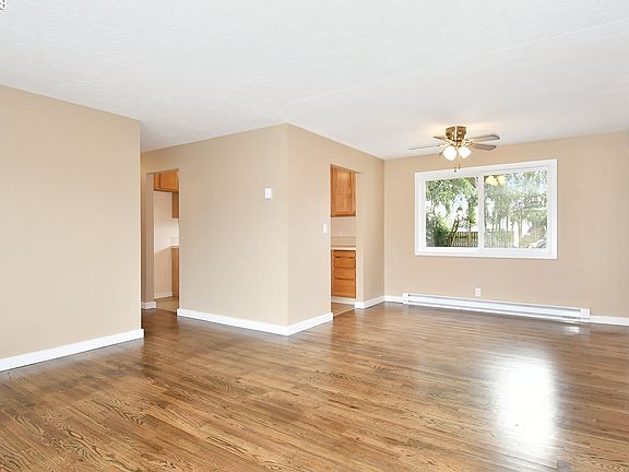 5th image of 7121 Kentucky Dr