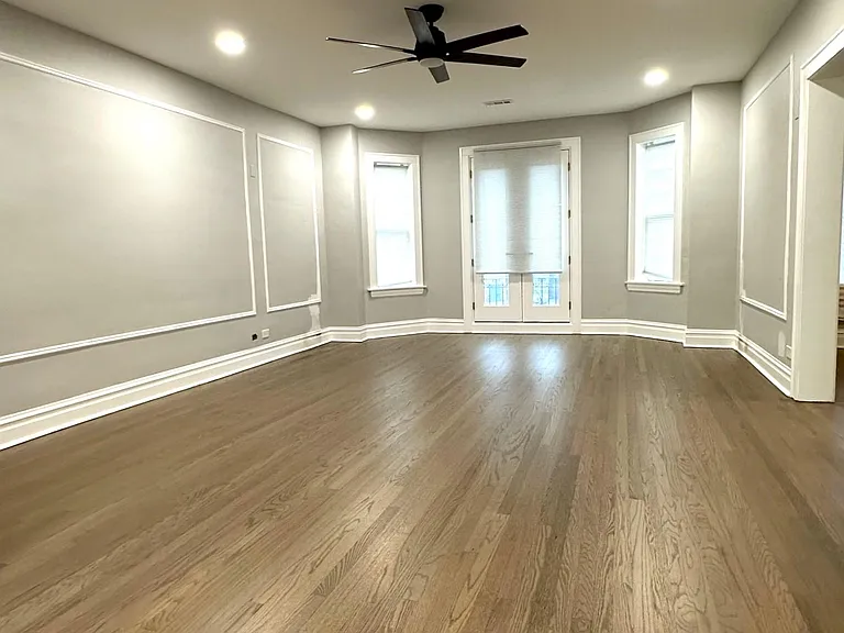 1354 W Carmen Ave #1F — Photo 33