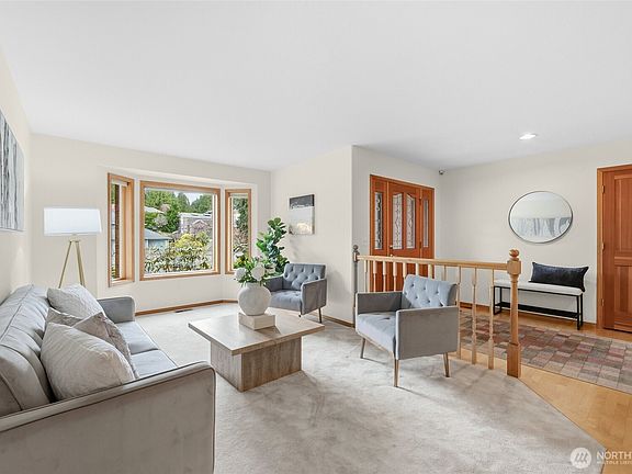 5th image of 7810 175th Street SW