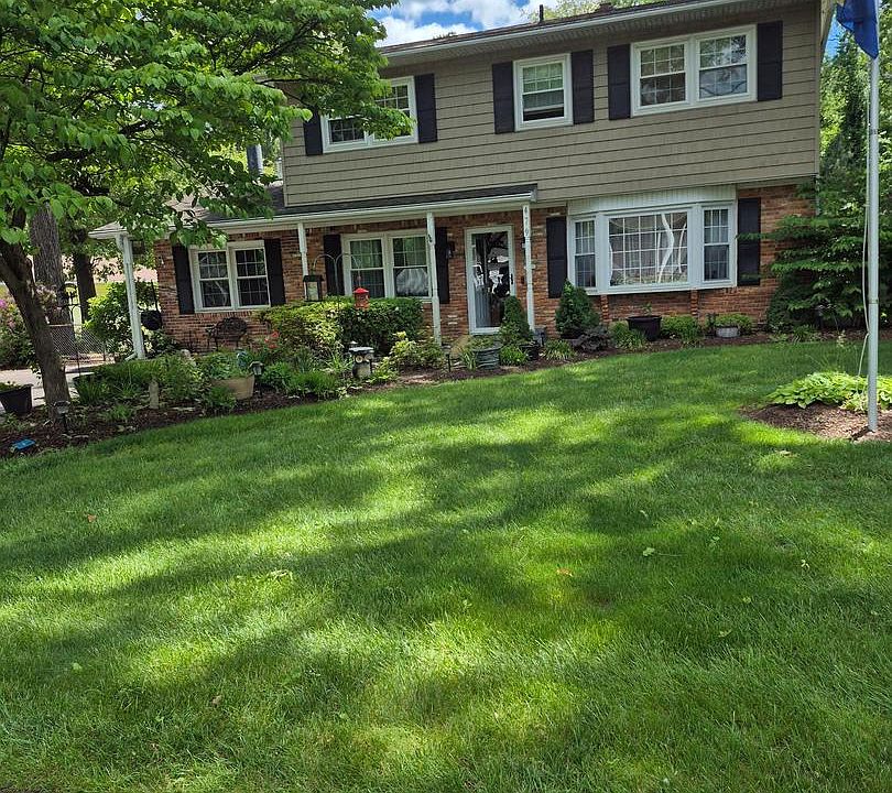1st image of 479 Brightwood Rd