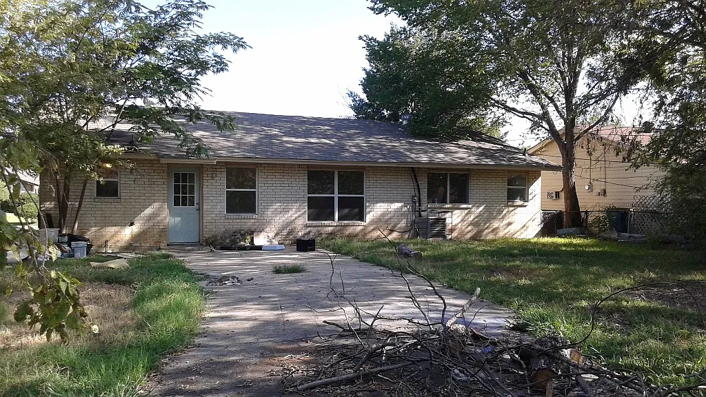 3 bed, 1083 sqft, $1,650 — Photo 3