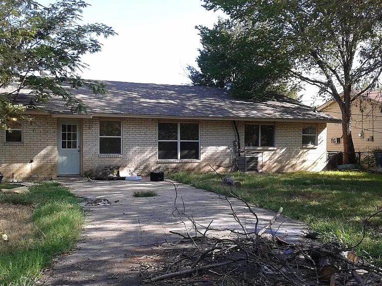 6224 Denham Dr — Photo 3