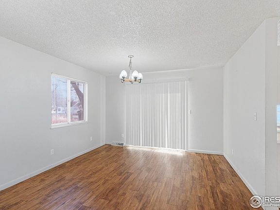 4th image of 118 W Union Ave