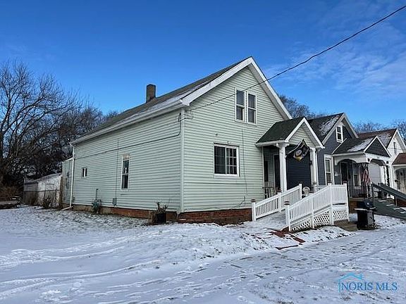 3rd image of 217 Palmer St
