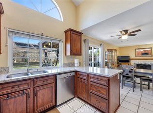 379 Roosevelt Cir, Corona, CA 92879