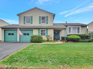 7 Nantucket Ct, Howell, NJ 07731