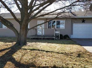 726 E 7th St, Lexington, NE 68850